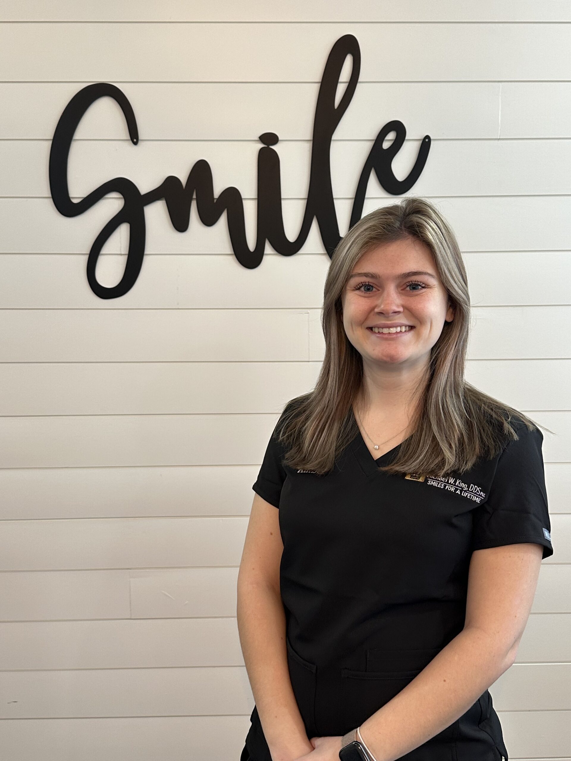 Dental Assistant in Jackson, TN | Michael W. King, DDS